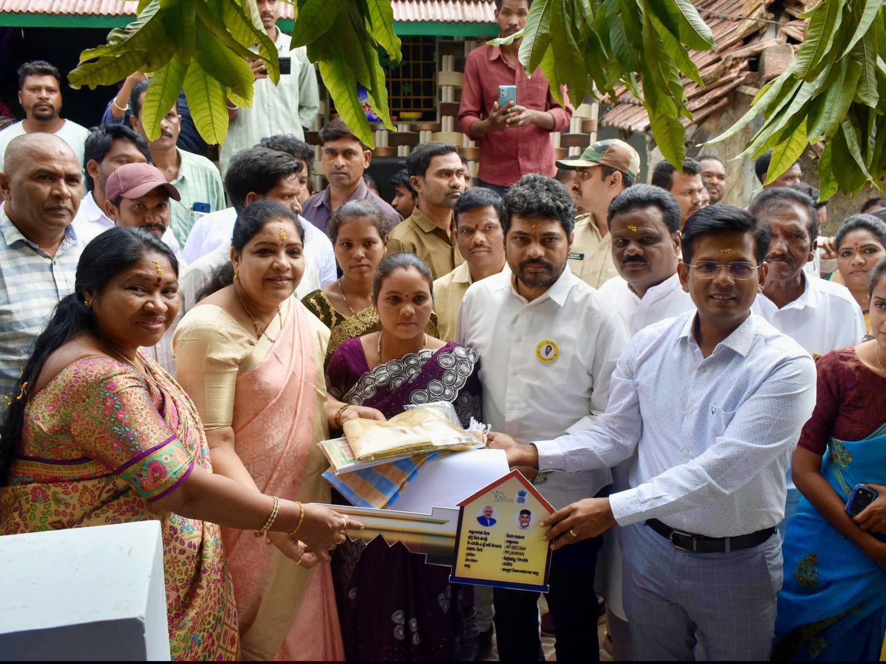 పాడేరులో పీఎం జన్ మన్ గృహప్రవేశాలు