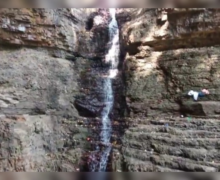 సలేశ్వరంలో ఏడాది పొడవున జలపాతం