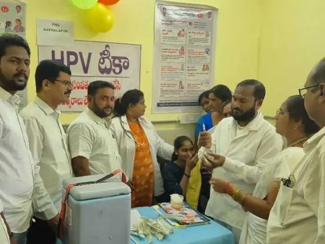 బాలికలకు హెచ్‌పీవీ వాక్సినేషన్ కార్యక్రమం