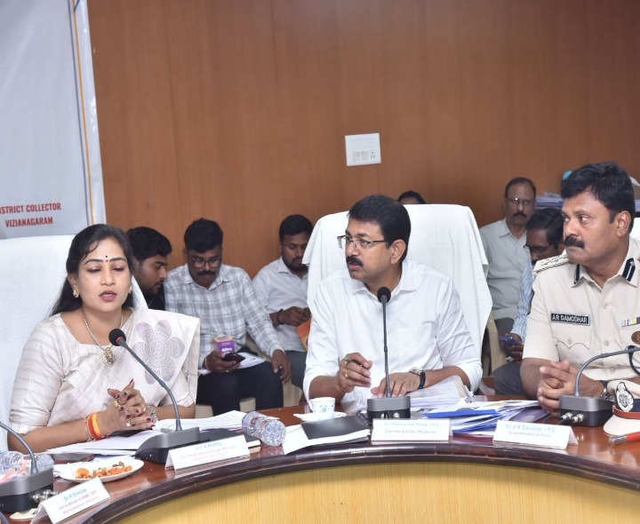 ప్రజల సంతృప్తే ప్రభుత్వ లక్ష్యం: హోంమంత్రి అనిత