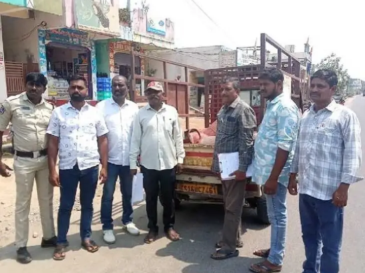 హోటళ్లలో సివిల్ సప్లై అధికారుల ఆకస్మిక తనిఖీలు