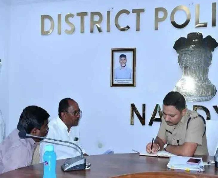 పోలీస్ గ్రీవెన్స్ డేకు 60 ఫిర్యాదులు