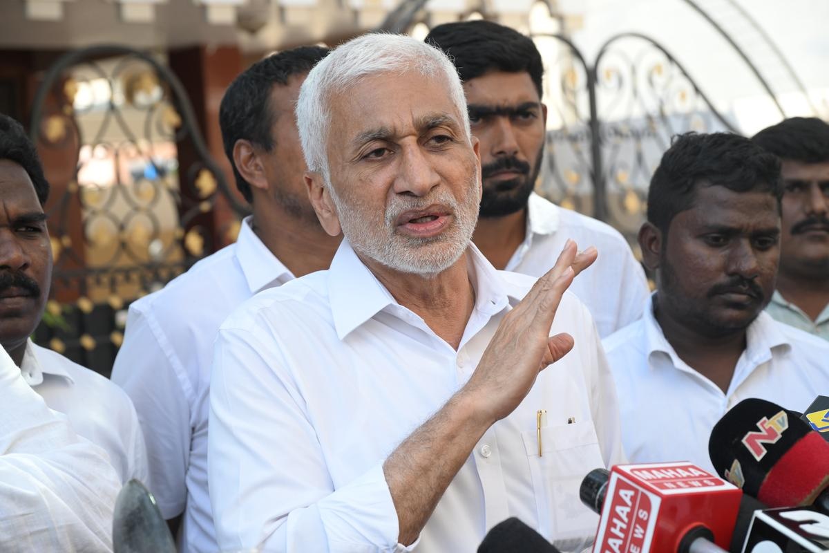 ‘ఎమోషనల్ డైలాగులతో రైతులకు న్యాయం జరగదు’