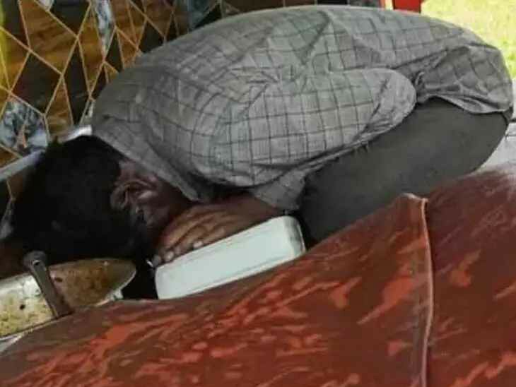 ఇసుక రీచ్ వద్ద లారీ డ్రైవర్ మృతి