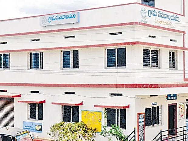 పంచాయతీలకు ప్రత్యేక అధికారులు