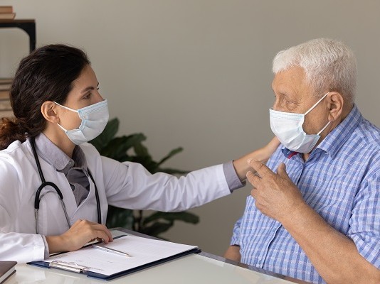 HYD ఆసుపత్రుల్లో విదేశీయులకు వైద్యం