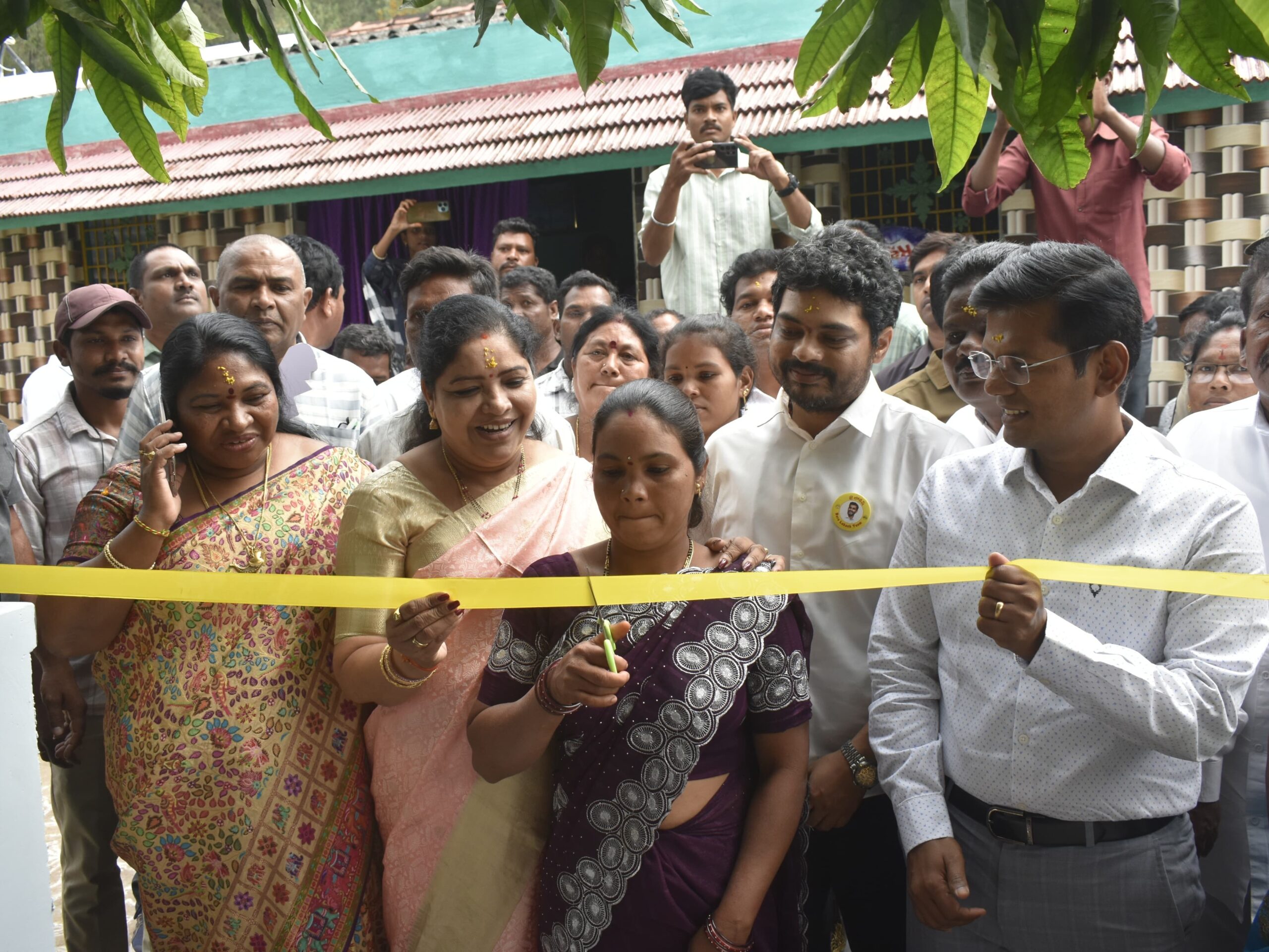 జిల్లాకు 3,426 పీఎం జన్‌మన్ గృహాలు