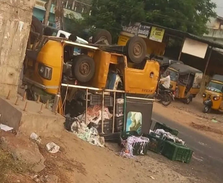 తణుకు జాతీయ రహదారిపై యాక్సిడెంట్