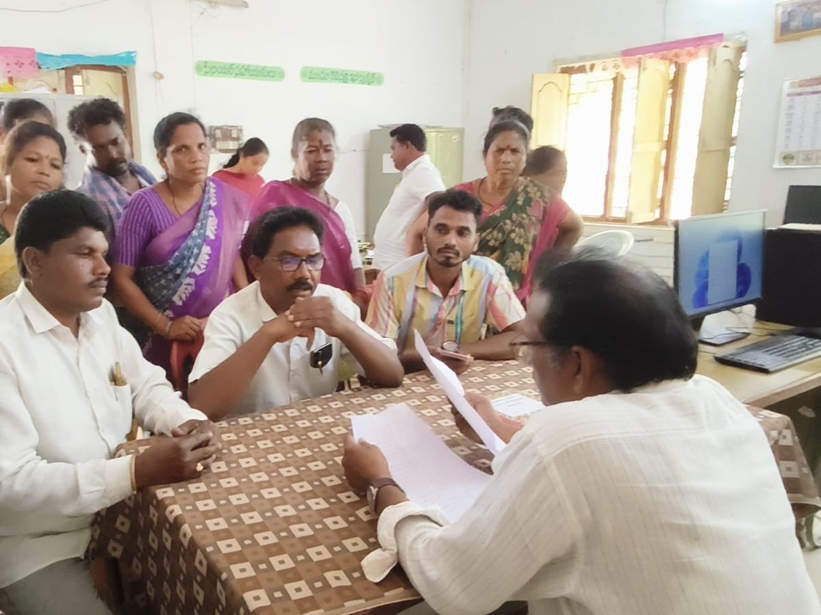 ‘అక్రమ నిర్మాణాన్ని కూల్చి వేస్తాము’