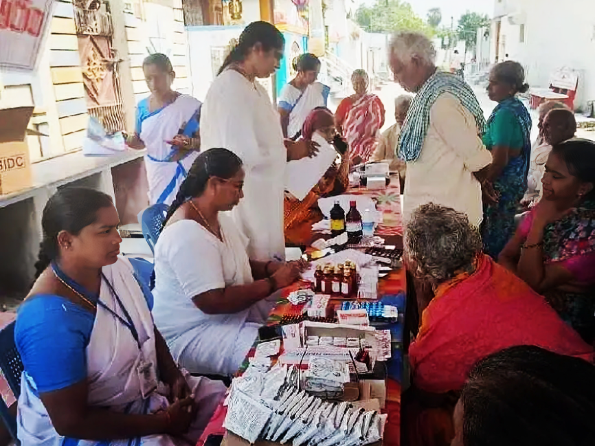 పొనుగోటివారిపాలెంలో రెండవ రోజు ఉచిత వైద్య శిబిరం