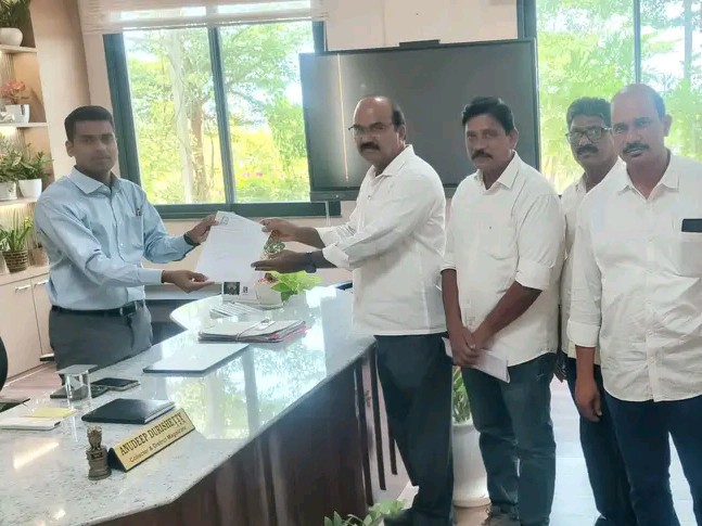 ‘కొనుగోళు కేంద్రాలు ప్రారంభించాలి’