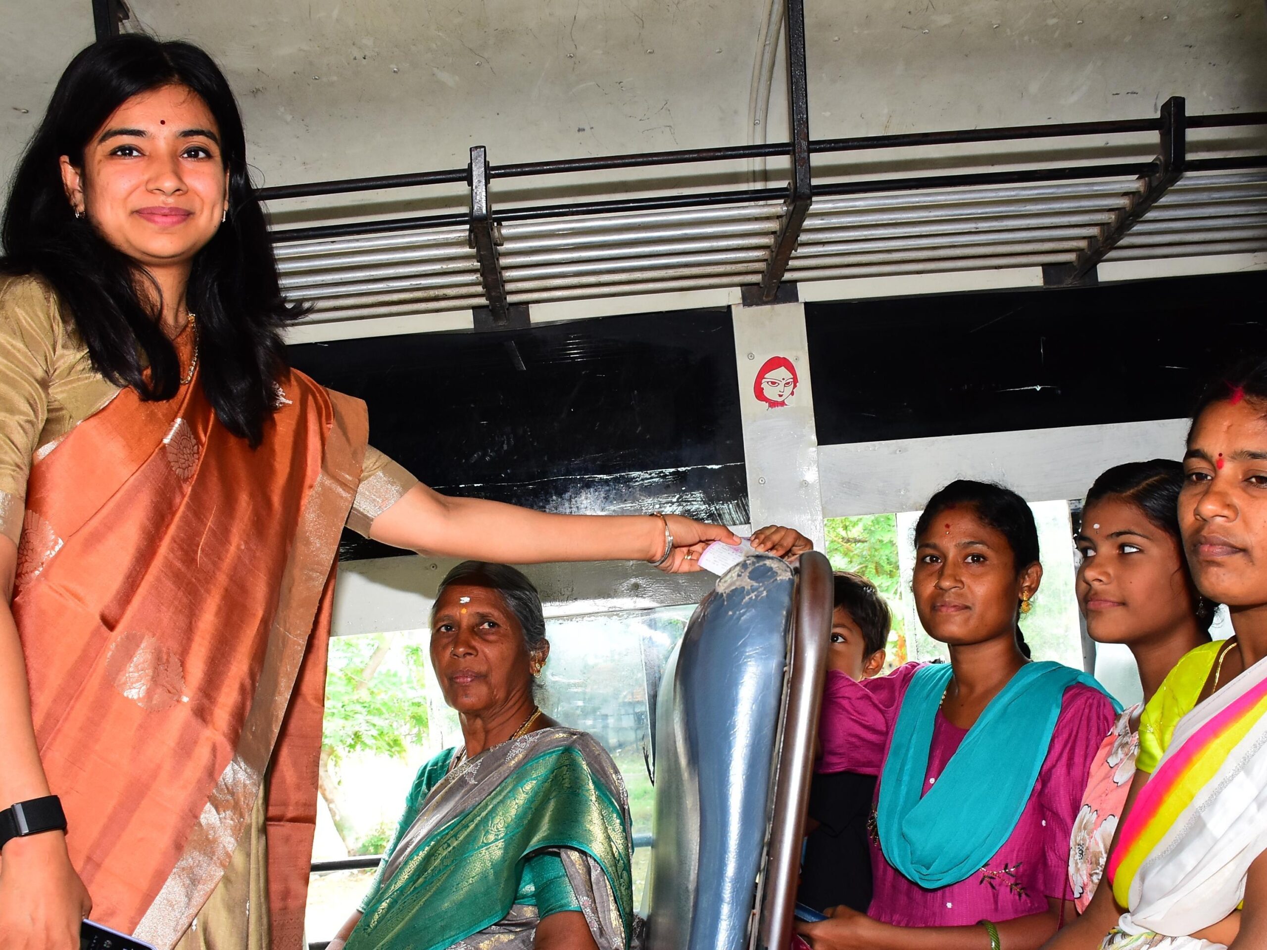 ‘మహిళలకు ఆర్థిక స్వావలంబన చేకూరుతుంది’