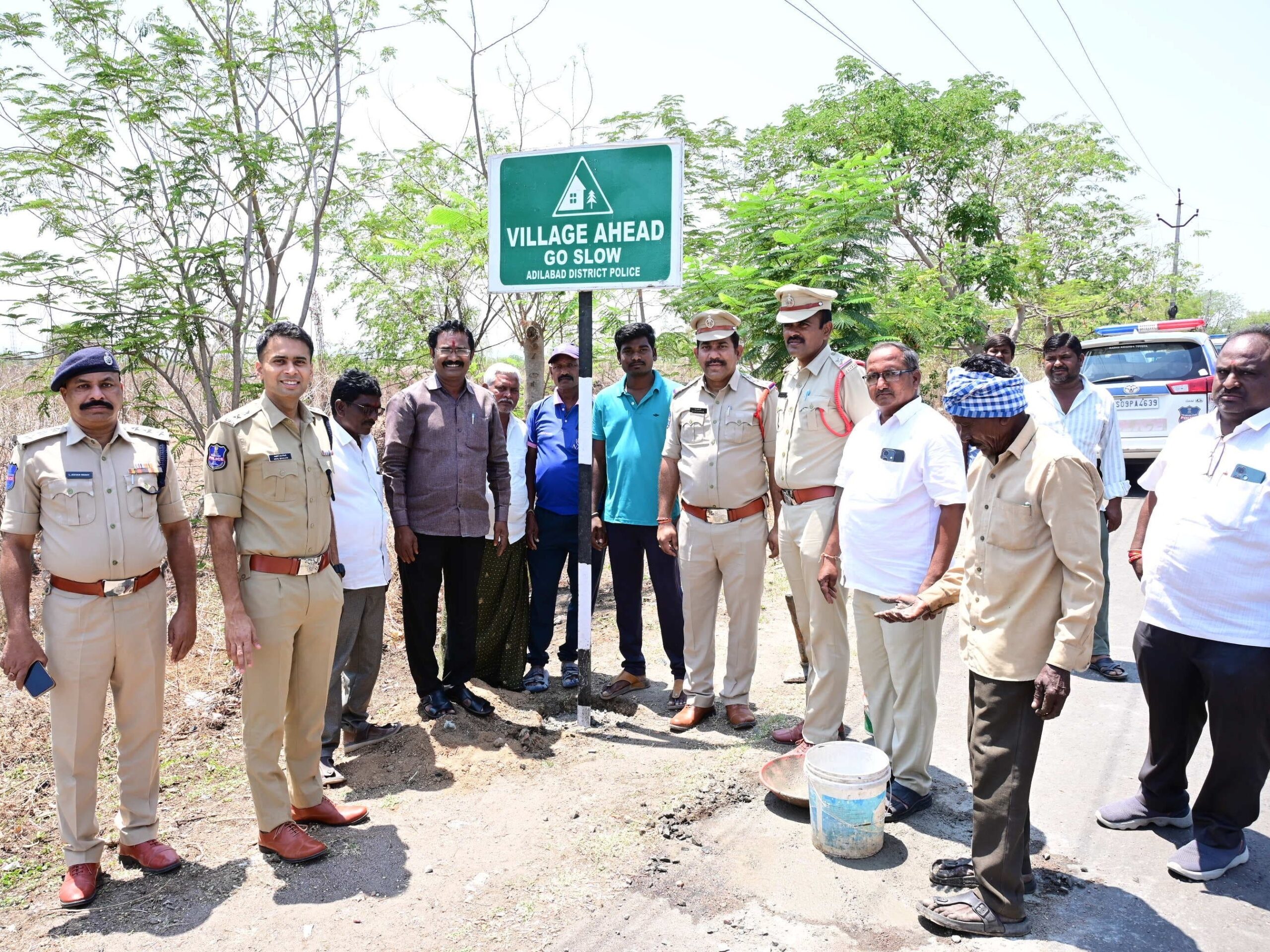సూచిక బోర్డులతో ప్రమాదాల నివారణ: SP
