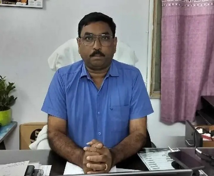 ఏప్రిల్ 7 నుంచి 15 వరకు ప్రత్యేక గ్రామసభలు: MRO