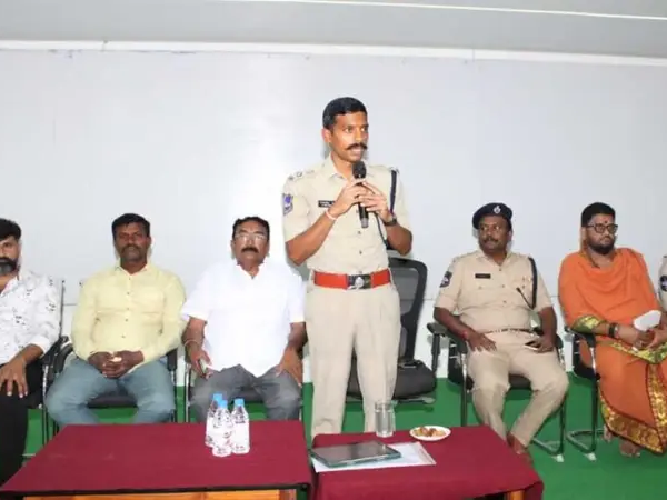 ర్యాలీలో డీజేలకు పర్మిషన్ లేదు: సీపీ