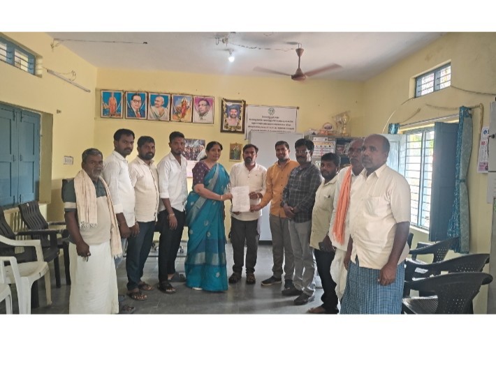 ‘సంత వేలంతో పంచాయతీకి ఆదాయం’