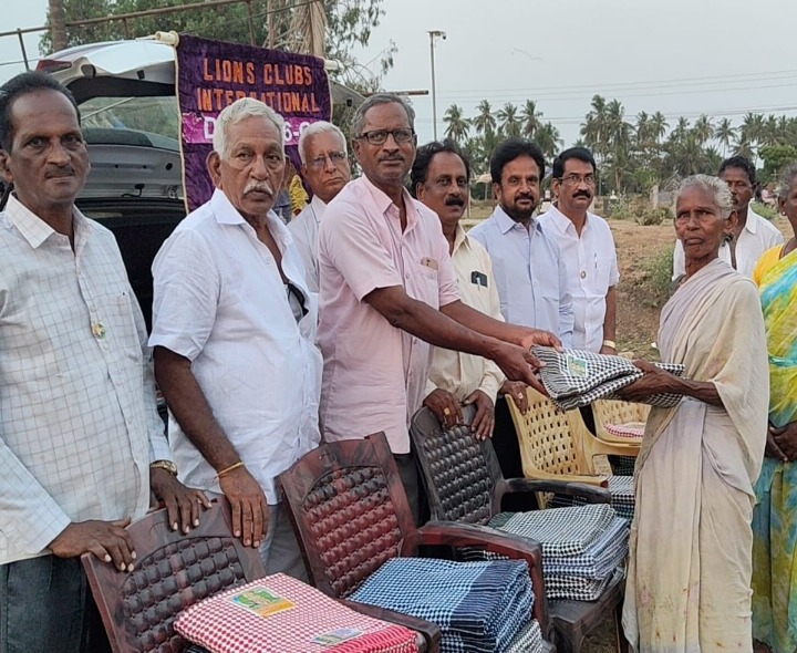 లయన్స్ క్లబ్ సేవలు ప్రశంసనీయం: సర్పంచ్