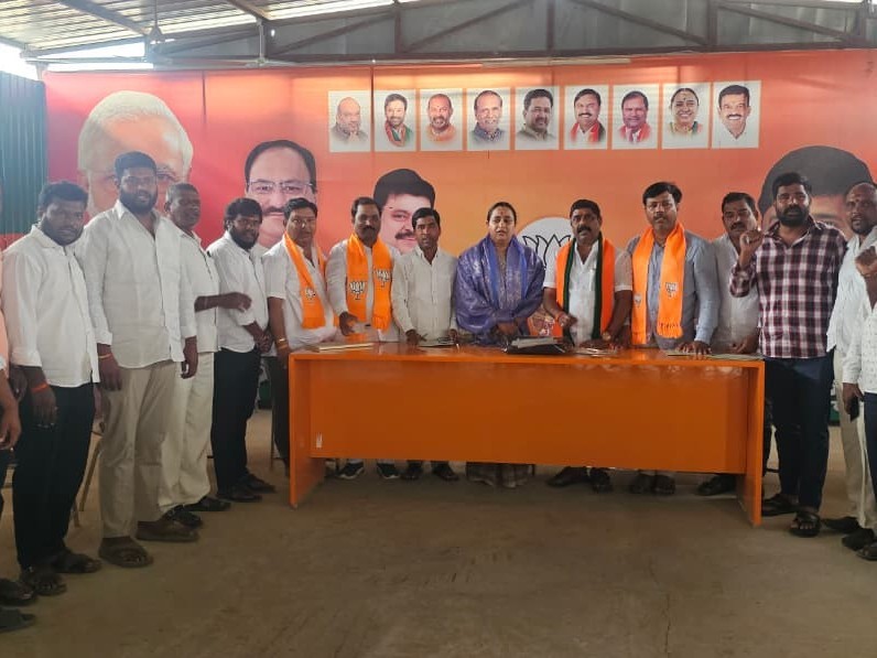 బీజేపీ మండల పార్టీ అధ్యక్షుల సమావేశం