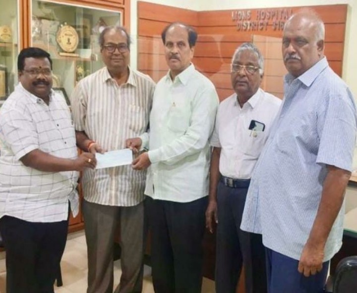 లయన్స్ ఆసుపత్రికి రూ.లక్ష విరాళం