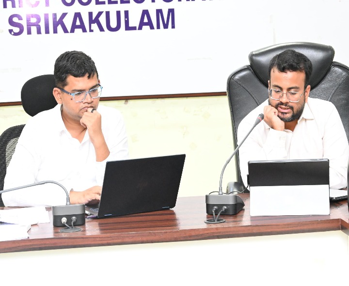 సచివాలయాల తనిఖీల్లో అలసత్వం వద్దు