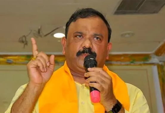 రాజధాని అమరావతిపై జగన్ వైఖరి చెప్పాలి: యరపతినేని