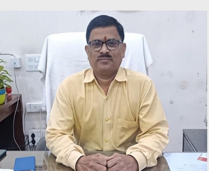 10 మంది సిబ్బందికి మెమోలు జారీ