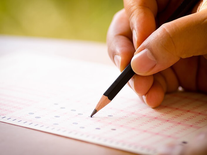 కోర్టు ఉద్యోగాల రాత పరీక్షలు రద్దు