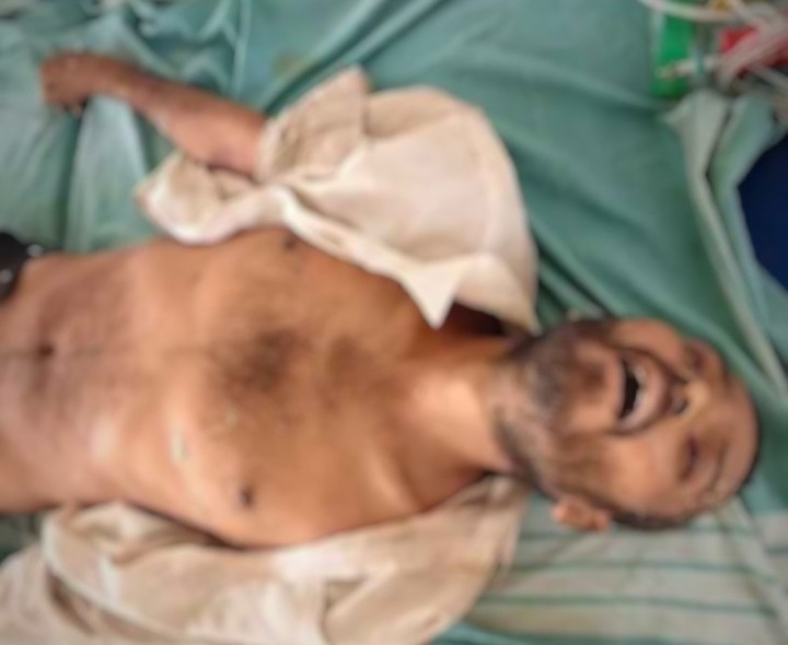 పొలంలో గుర్తుతెలియని మృతదేహం..!