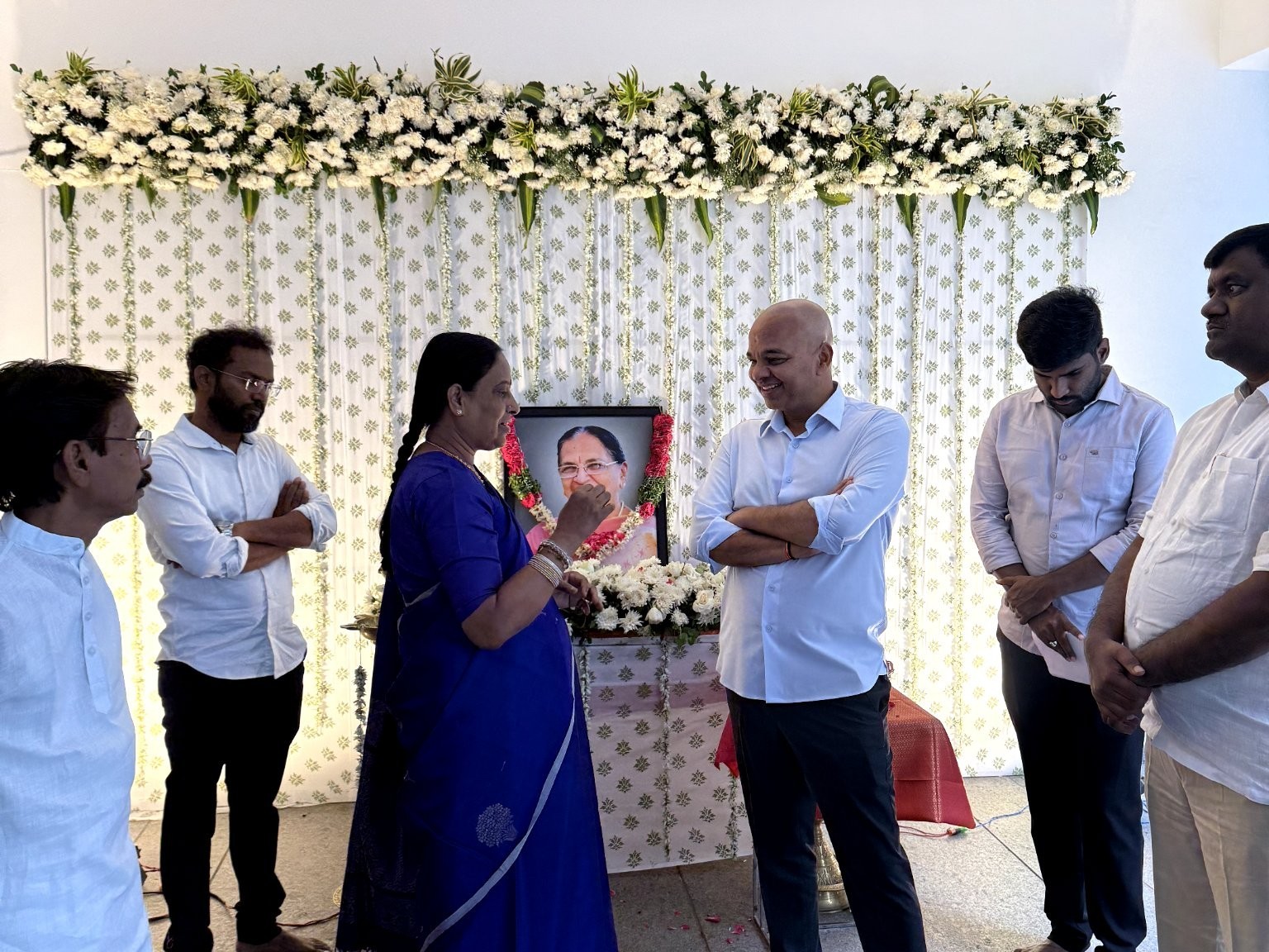 రంజిత్ రెడ్డిని పరామర్శించిన మంత్రి కొండా సురేఖ