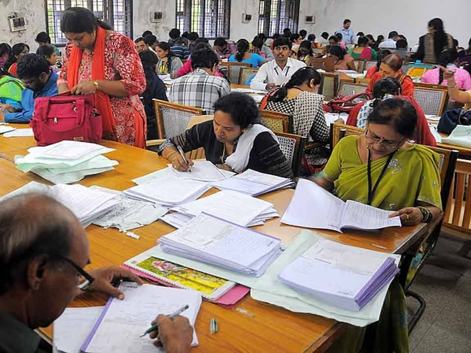 నేటి నుంచి ప్రశ్నాపత్రాల వాల్యుయేషన్