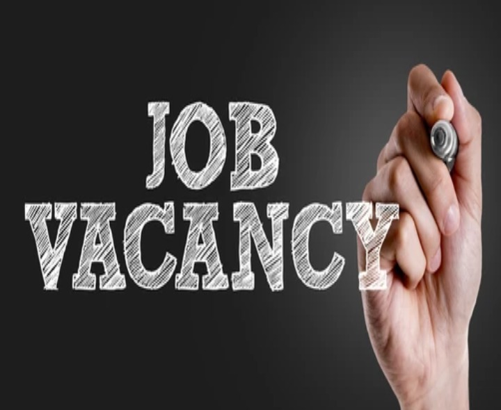 ఈ ఉద్యోగాలు వీరికి మాత్రమే..!