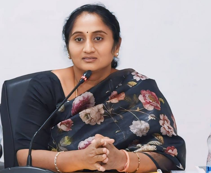 చంద్రబాబుకు మంత్రి సవిత ధన్యవాదాలు