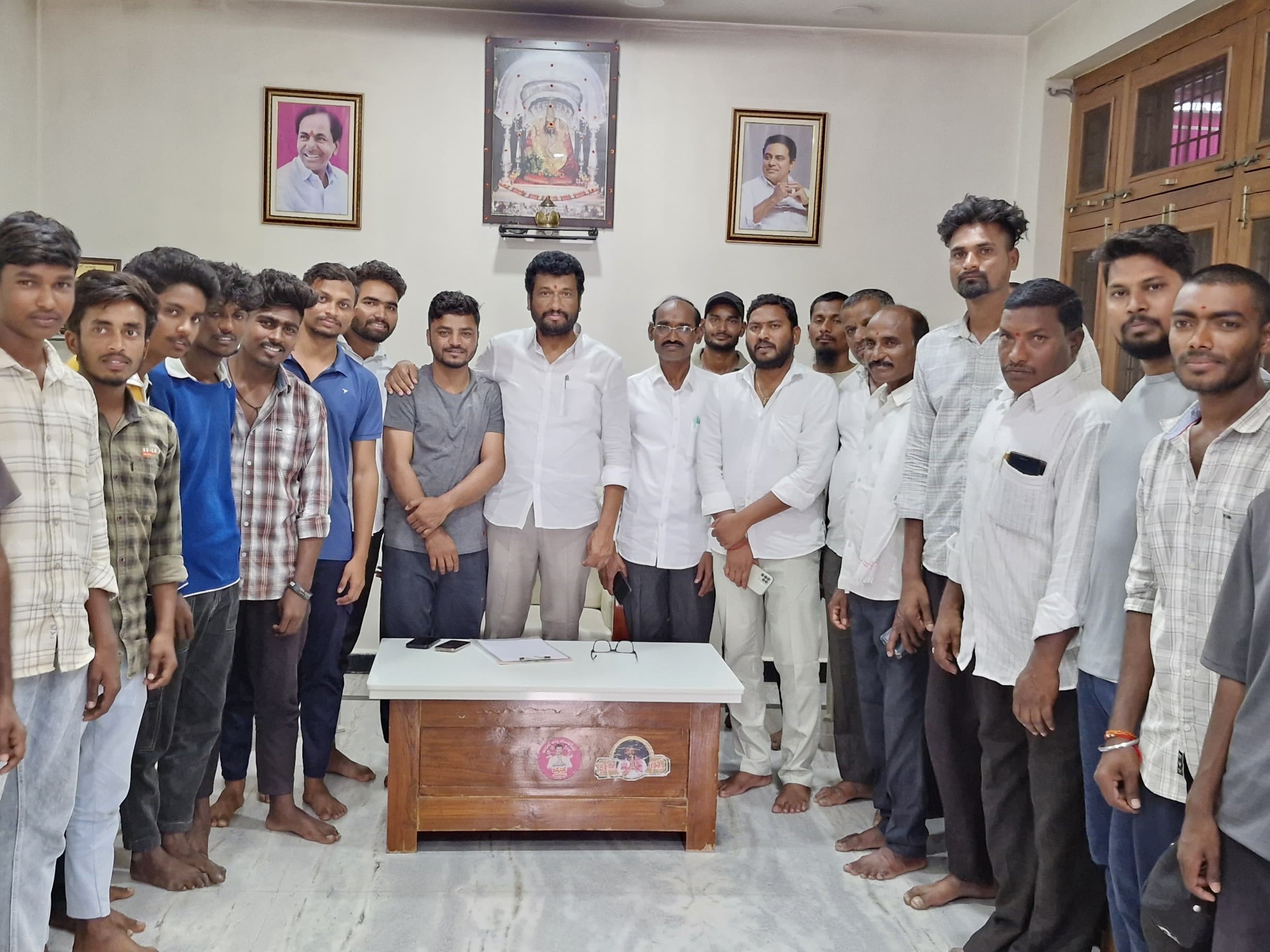 క్రీడలతోనే శారీరక ఆరోగ్యం: MLA