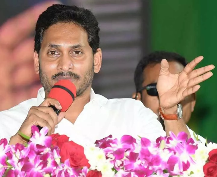 ‘అమరావతిని స్కామ్‌లు రాజధాని చేశారు’