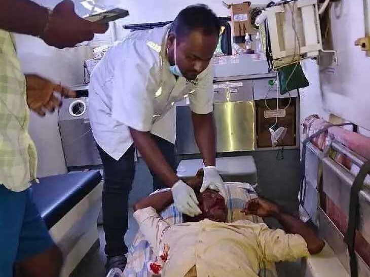 రోడ్డు ప్రమాదంలో వ్యక్తికి తీవ్రగాయాలు