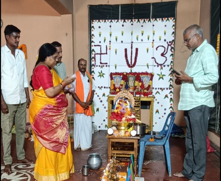 అయ్యప్ప స్వామి దేవస్థానంలో ఎమ్మెల్యే