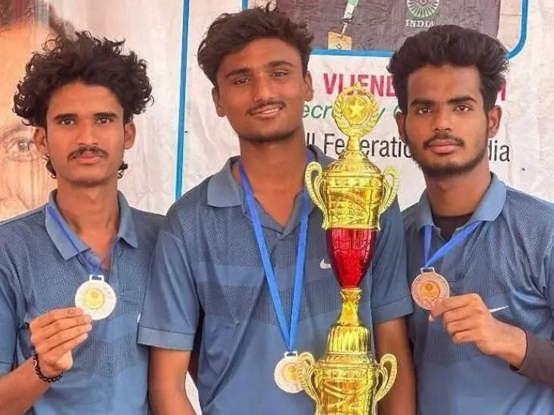 జాతీయ నెట్ బాల్ పోటీల్లో విద్యార్థుల ప్రతిభ