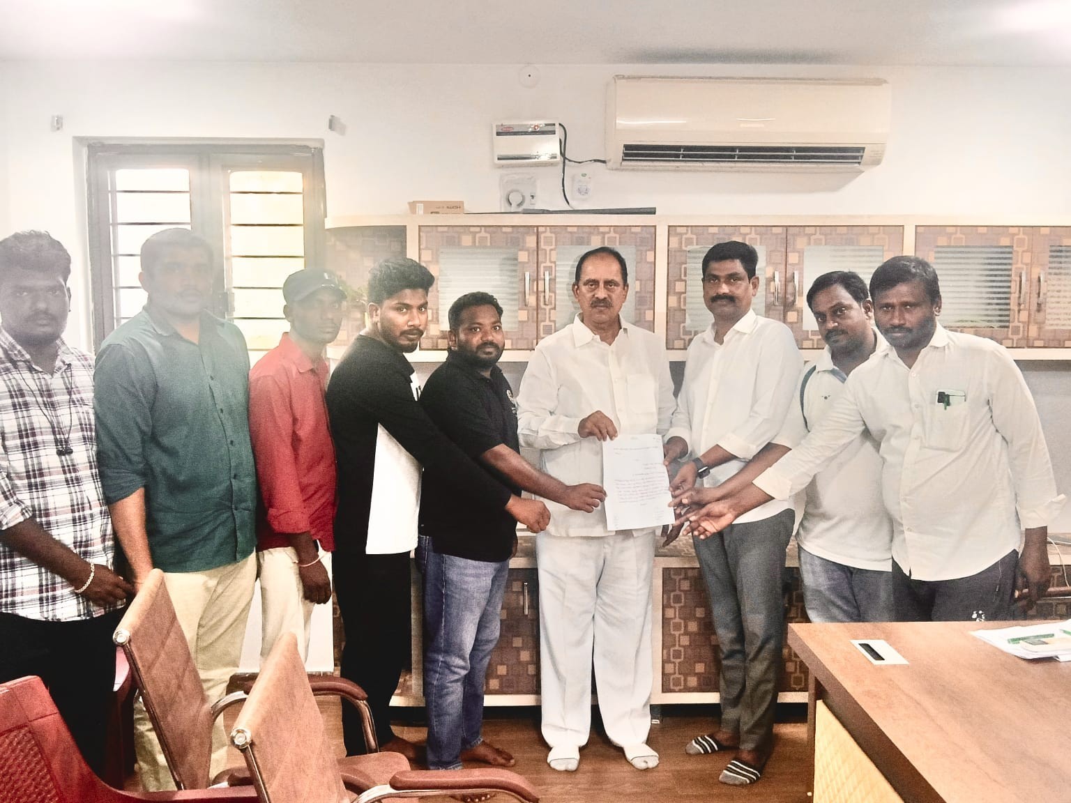 డిజిటల్ లైబ్రరీ ఏర్పాటు చేయాలని వినతి..