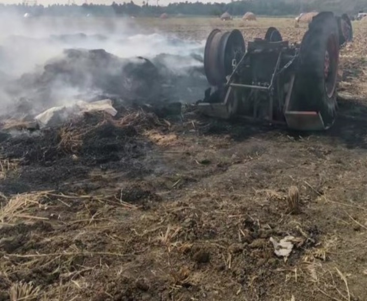 వరి నూర్పిడిలో తిరగబడ్డ ట్రాక్టర్.. వ్యక్తికి గాయాలు