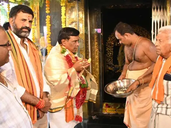 అయ్యప్ప ఆశీర్వాదంతోనే ఈ స్థాయికి ఎదిగా: ఎమ్మెల్యే