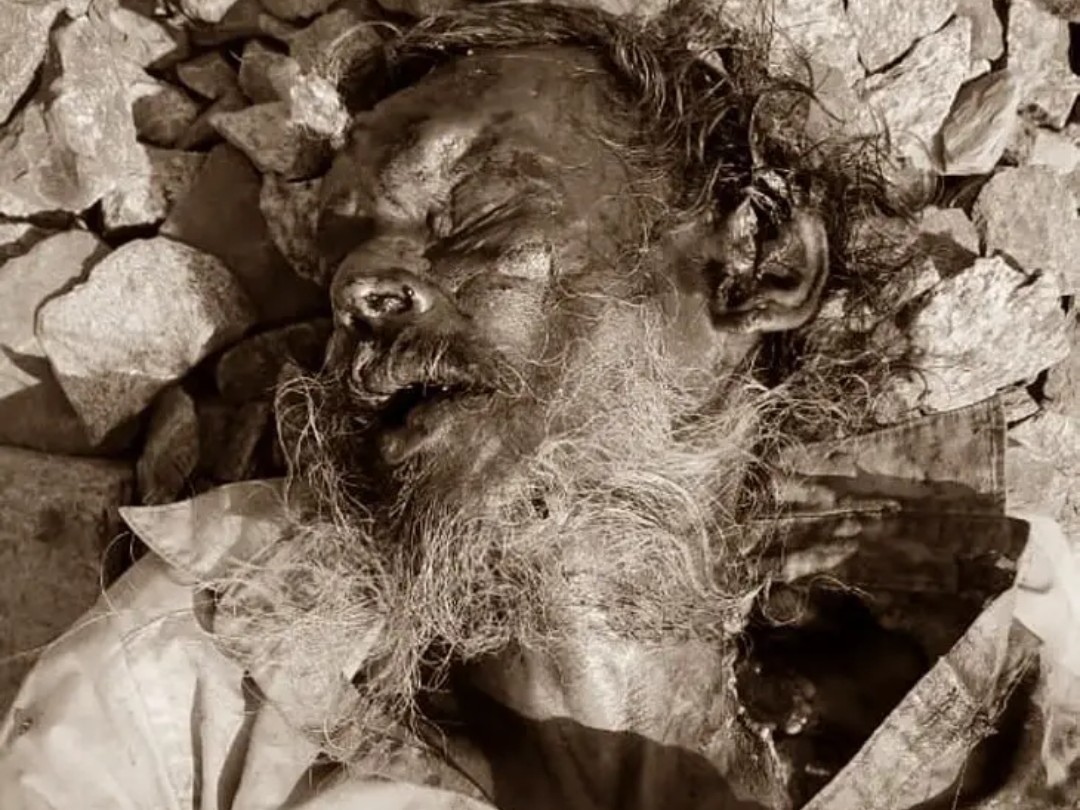 రైలు ఢీకొని వృద్ధుడు మృతి