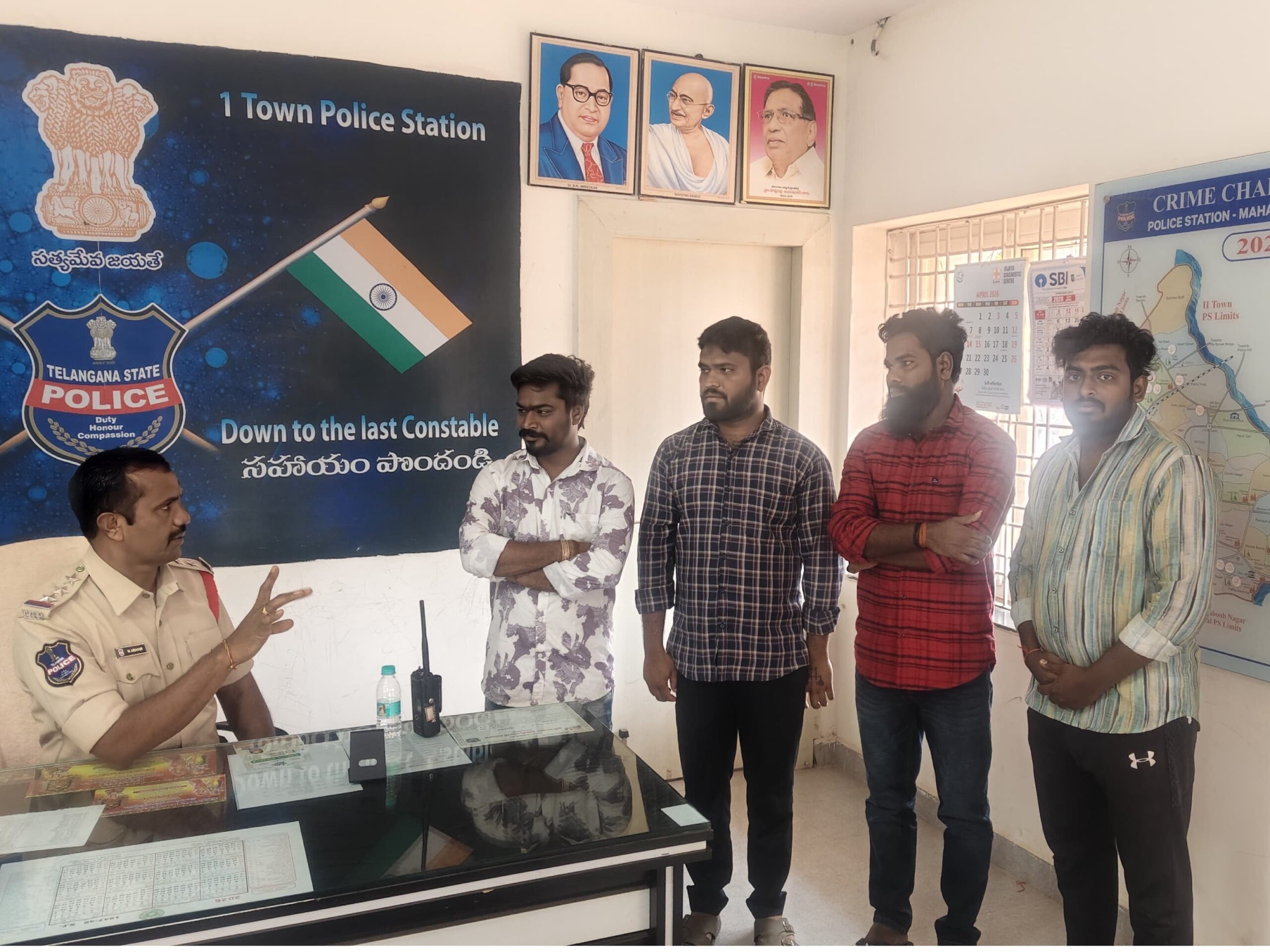 పట్టణంలో డీజే యజమానుల బైండోవర్