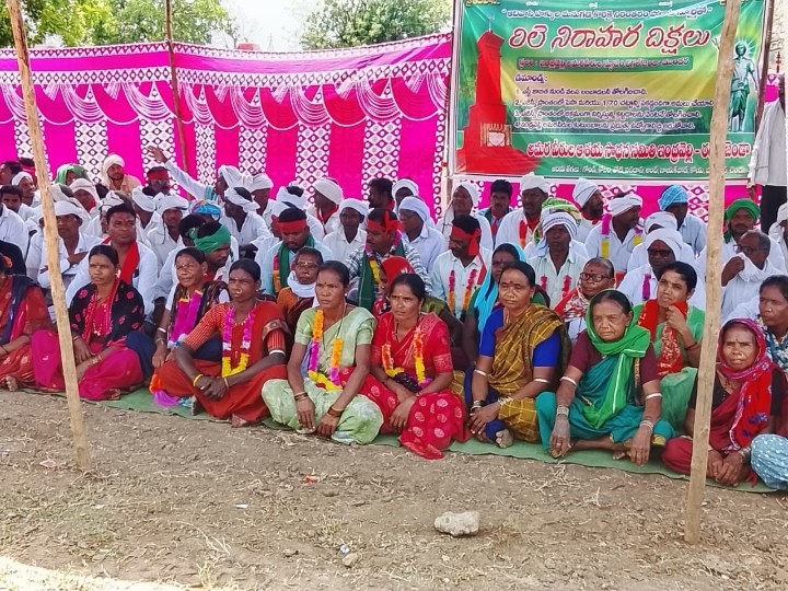 ‘లంబాడీలను ఎస్టీ జాబితా నుంచి తొలగించాలి’