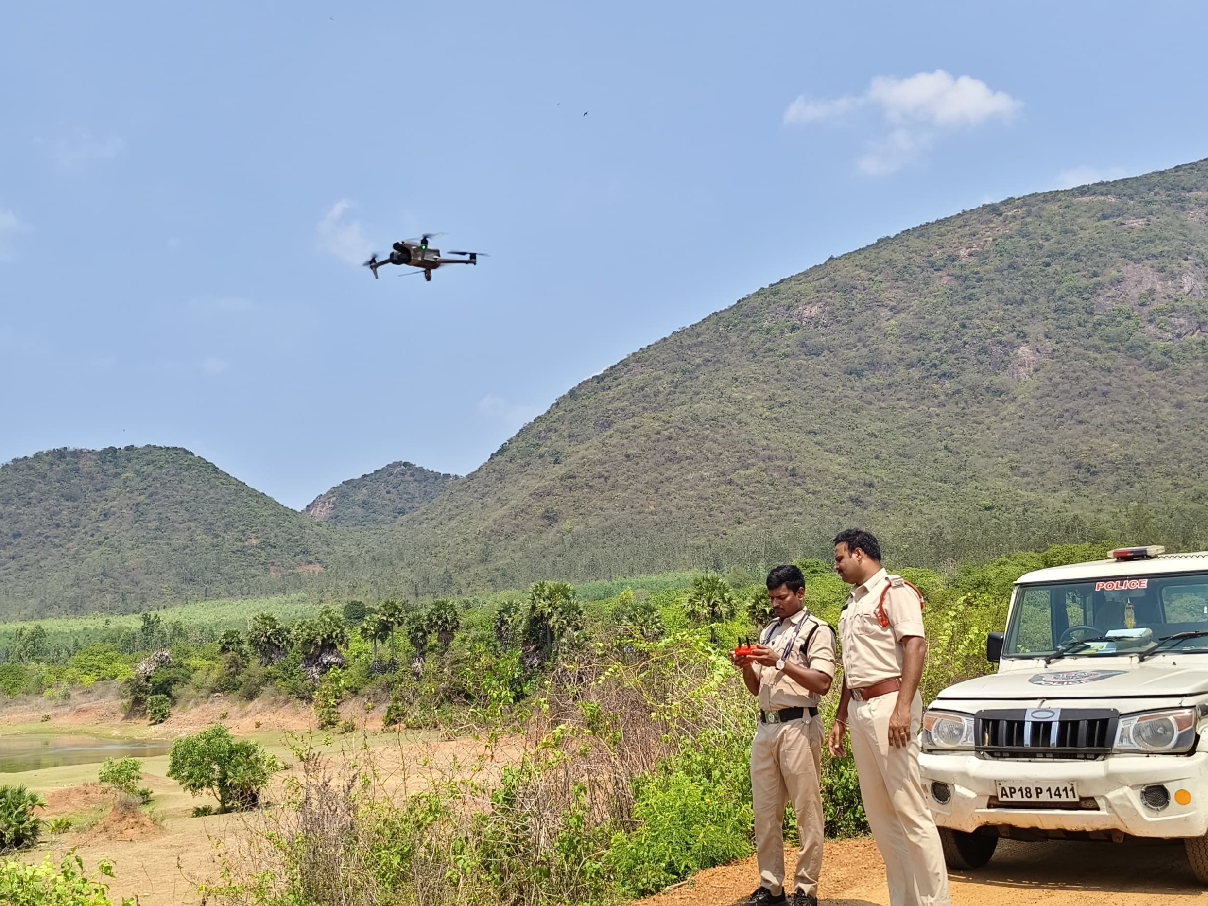 అక్రమ కార్యకలాపాల నియంత్రణకు నిఘా