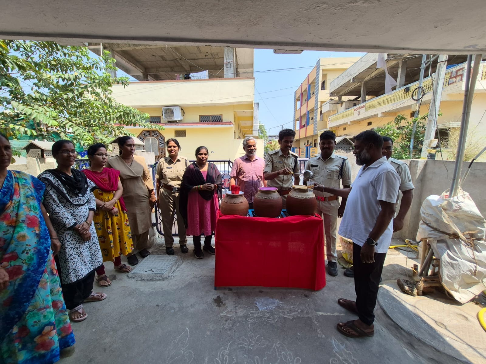 ‘రవాణా శాఖ కార్యాలయంలో చలివేంద్రం ఏర్పాటు’