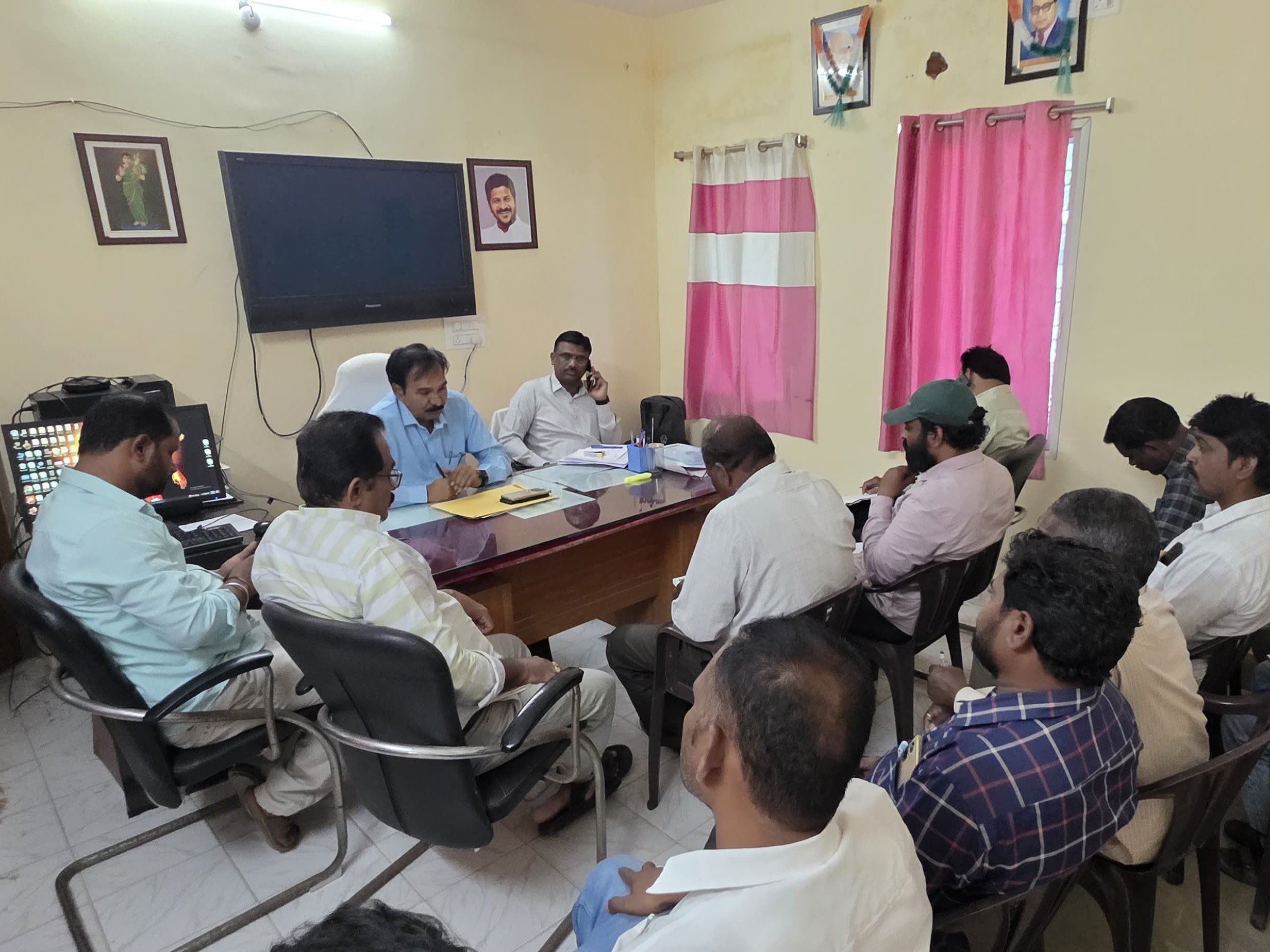 జీపీవోలకు కీలక ఆదేశాలు జారీ చేసిన అధికారులు