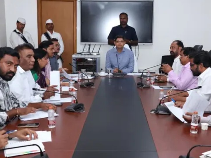 ఓటర్ జాబితా కలెక్టర్ ప్రత్యేక సమీక్ష