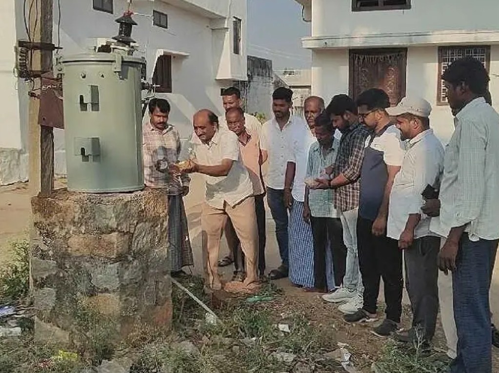 నూతన ట్రాన్స్ ఫార్మర్ ప్రారంభం