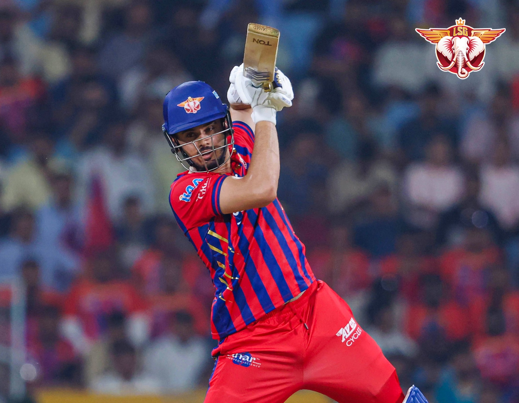 LSG vs DC: కష్టపడుతున్న లక్నో బ్యాటర్లు