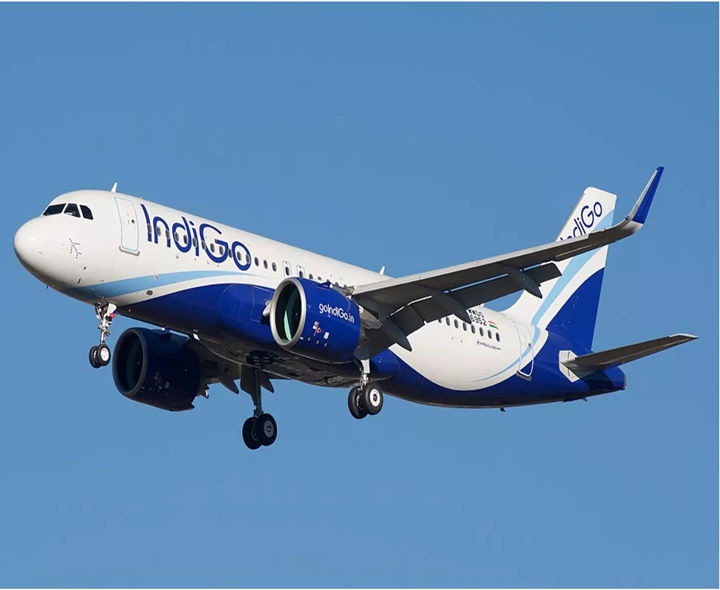 ప్రయాణికులపై ఇండిగో ఇంధన ఛార్జీల భారం